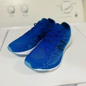 New Balance 890 size 11